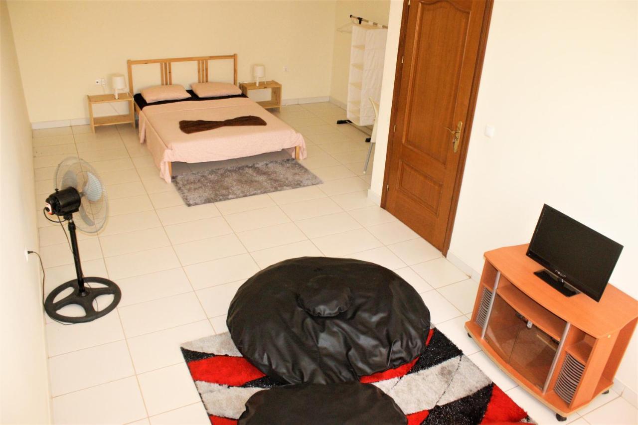 Hostel Casa Branca Vila Nova Luaran gambar
