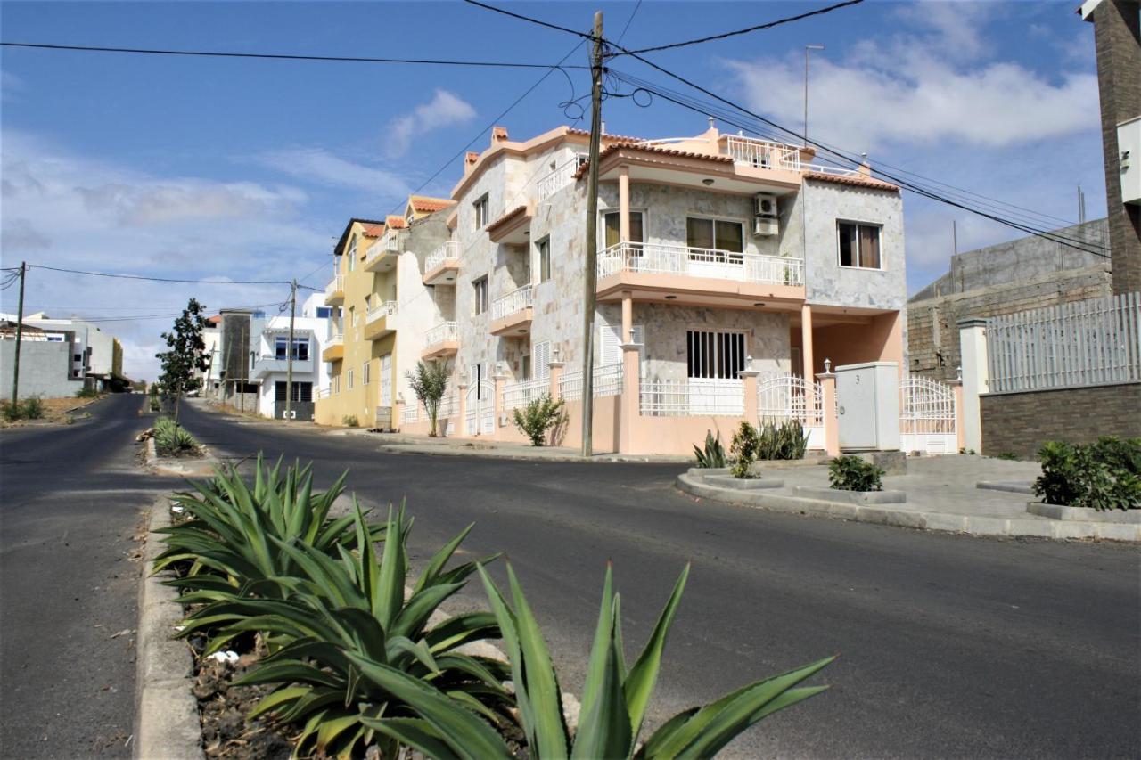 Hostel Casa Branca Vila Nova Luaran gambar