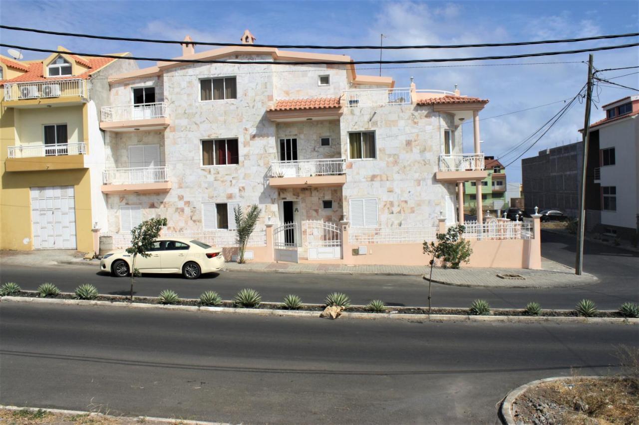 Hostel Casa Branca Vila Nova Luaran gambar